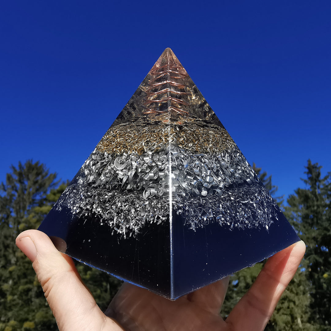 Orgonit Pyramide SPEZIAL EMF SCHUTZ "NO FRILLS" Schungit Baryt Turmalin Bergkristall Selenit  in 3 Grössen