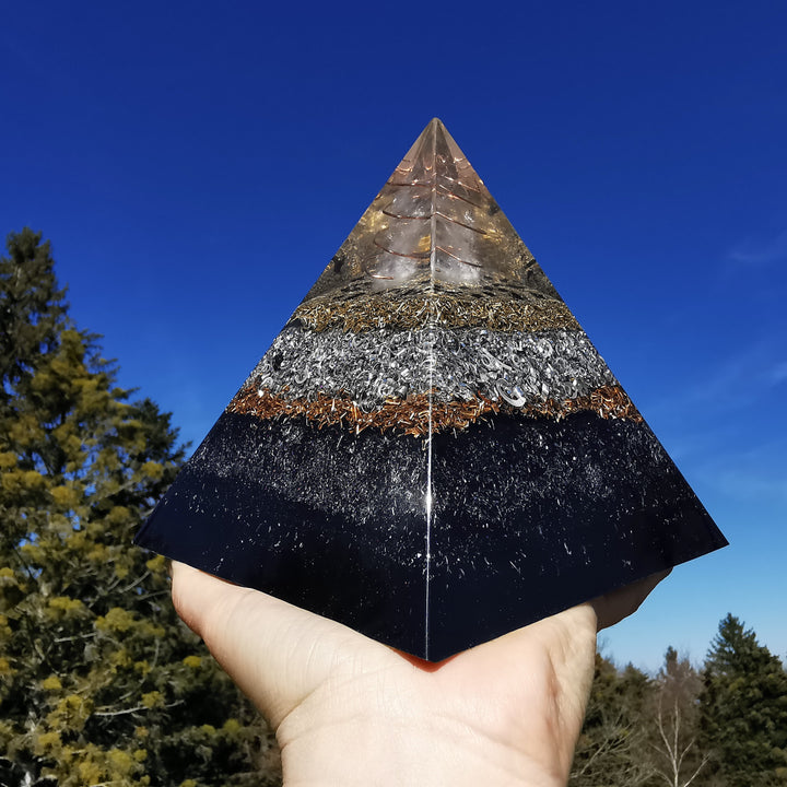 Orgonit Pyramide SPEZIAL EMF SCHUTZ "NO FRILLS" Schungit Baryt Turmalin Bergkristall Selenit  in 3 Grössen