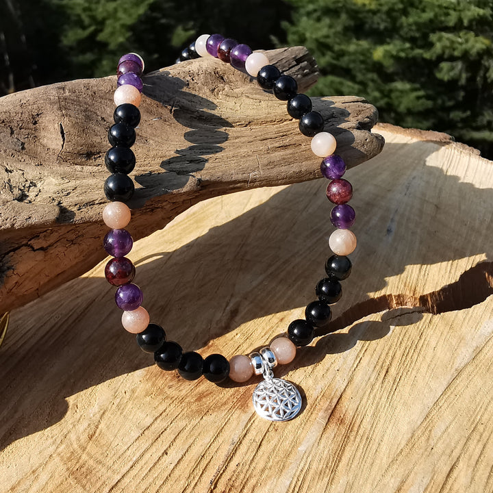 Edelsteinkette ZUFRIEDENHEIT mit Regenbogenobsidian, Sonnenstein, Granat, Amethyst & Lebensblume S925 6mm Kugeln